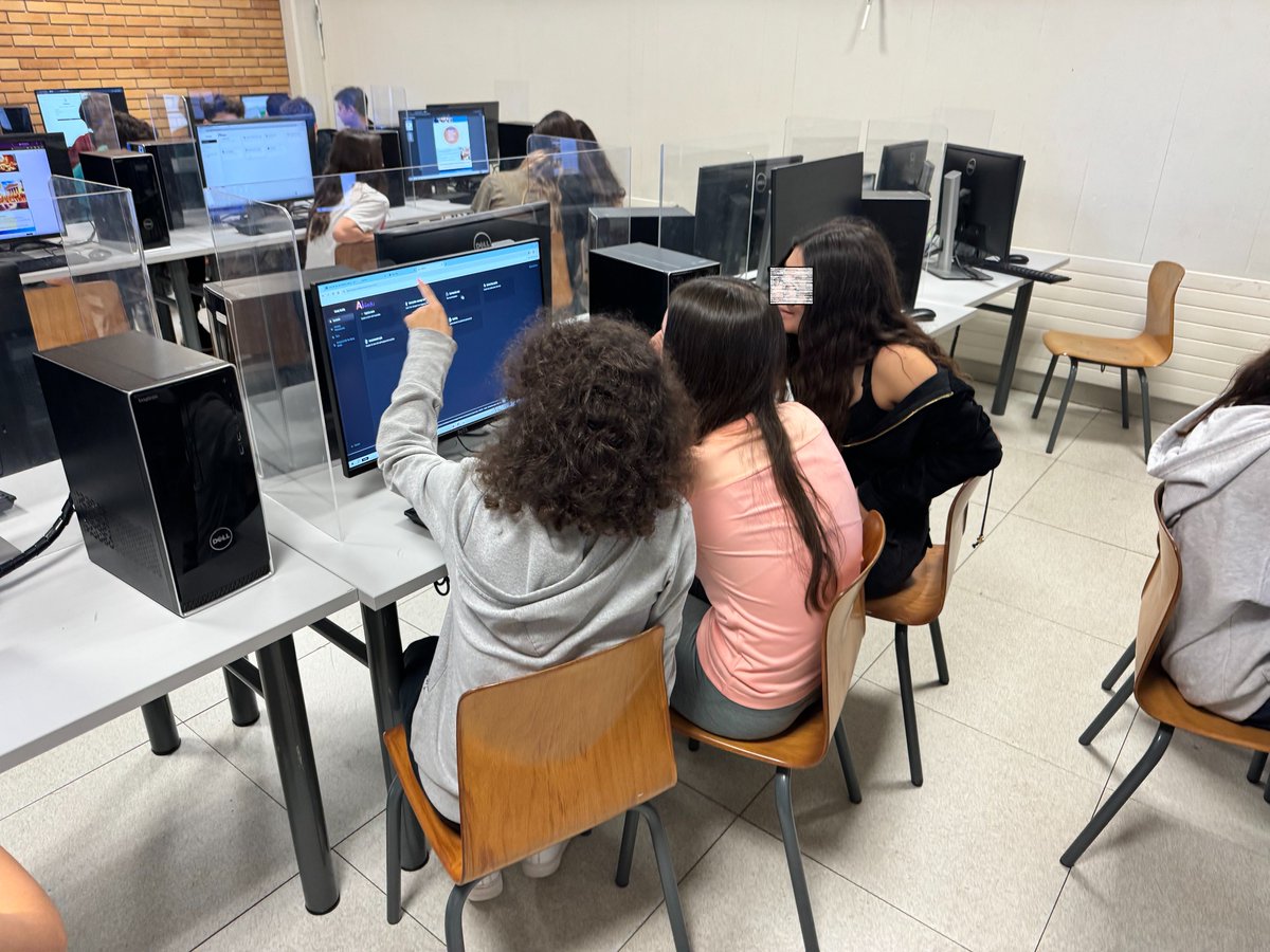 #TeacherMate and #StudyBuddy are being piloted in the four project countries, Cyprus, Greece, Ireland, and Sweden. Valuable feedback is being collected for usability and technology acceptance of our applications!