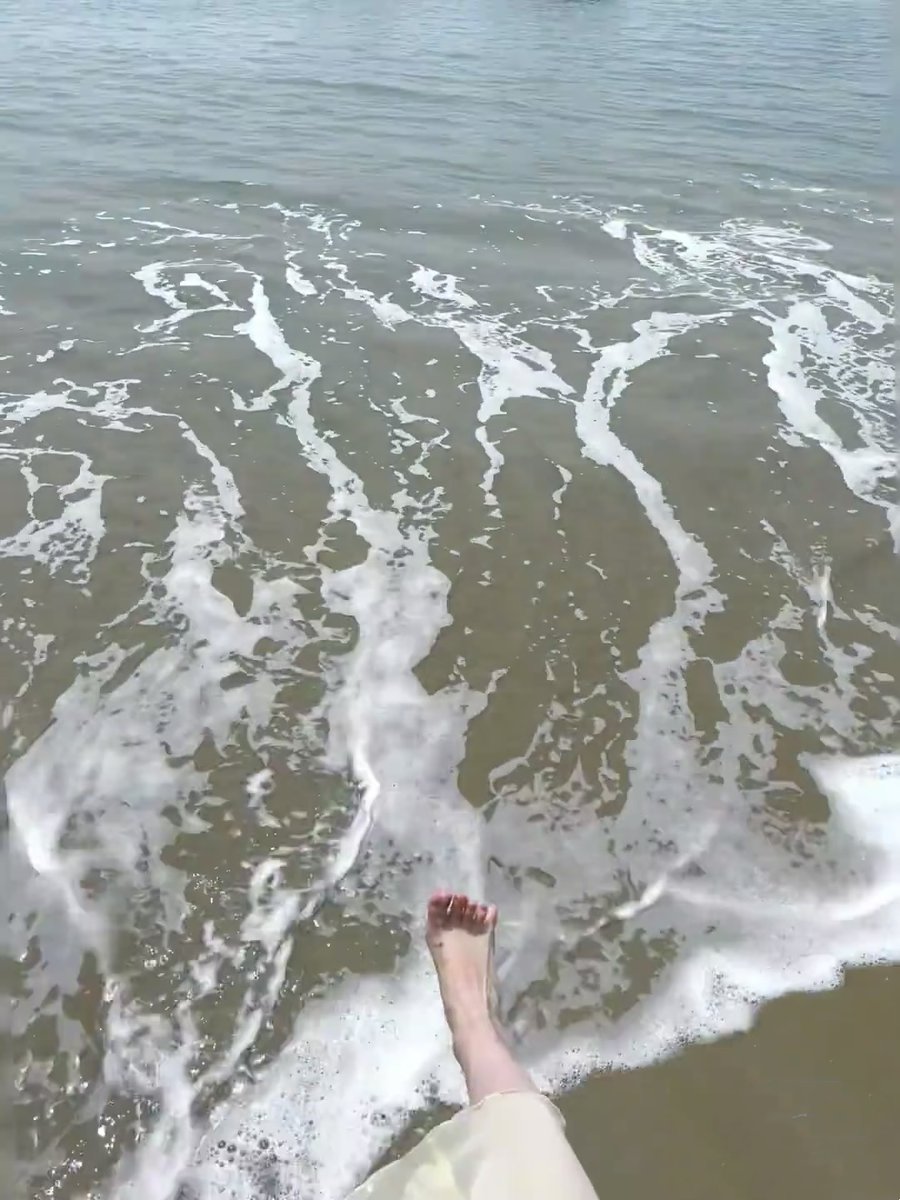 好奇一下有人在海邊打過炮嗎 https://t.co/IGetedSW4m
