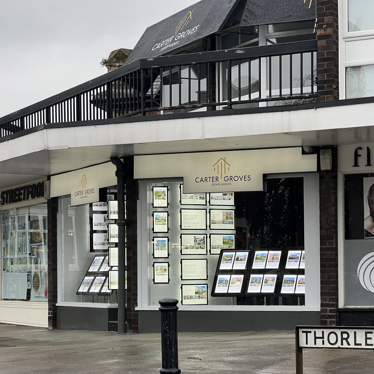 Light Up the marketing of your Timperley property with the brightest and most prominently located Estate Agent for miles around.

If you’re selling or renting a home in or around Timperley get it noticed by using Carter Groves Estate Agents.

We are a full service independent