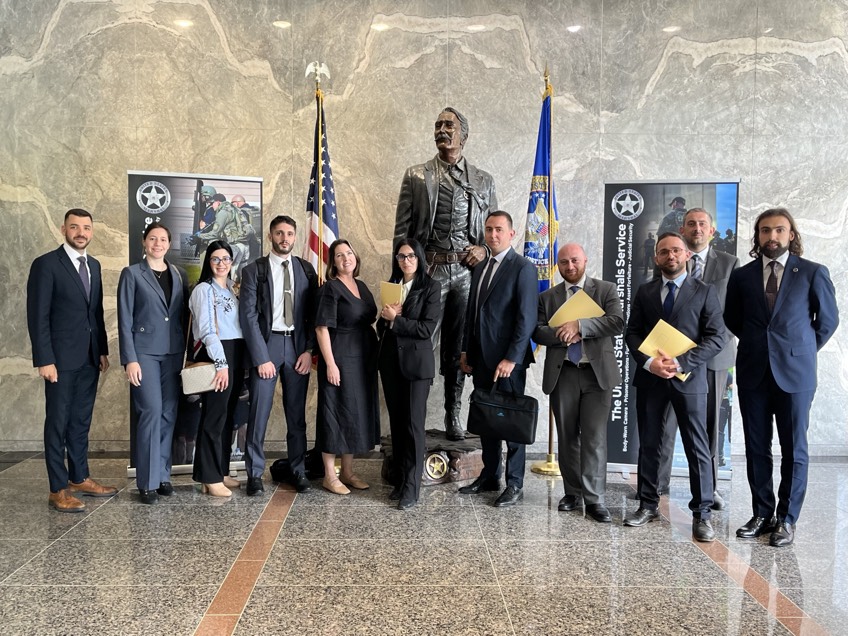 .@TheJusticeDept’s #OPDAT hosted a Washington DC study tour for @MaltaPolice, AG's Office, State Advocate's Office, ARB, MfJ and judiciary to build capacity and exchange best practices in illicit finance cases, asset forfeiture, and digitization. Thanks @StateINL for supporting!