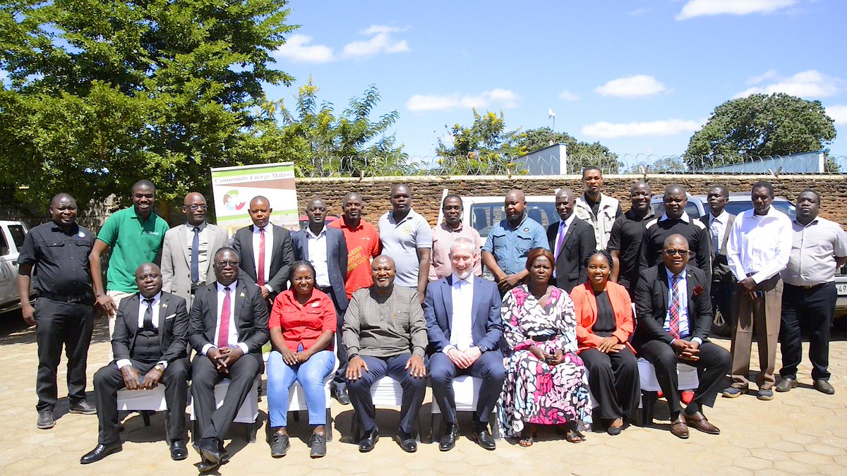 damien frame tweet media