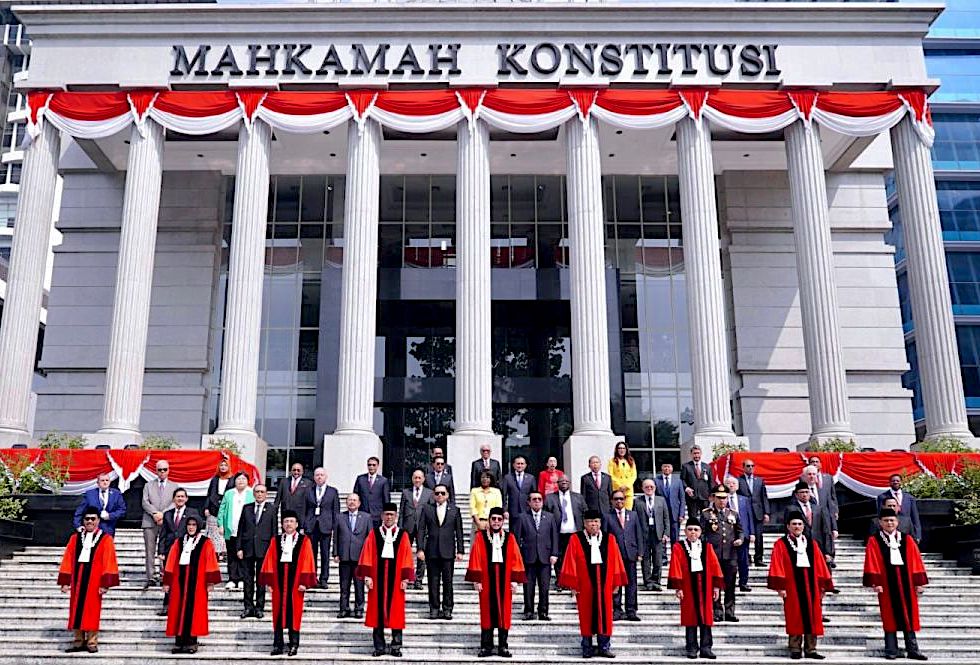azwardiiqbal's tweet photo. Hari 9, meski lagi rame case Bea Cukai, Gibran, dan Putusan MK (Mahkamah Konstitusi), yuk ttp fokus airdrop Low market cap with substantial growth potential @SenderLabs , kuncinya konsisten 1,5 GB sehari (1x mention, 5x JB).

Jgn keseringan towel mensyen, ntr kena yg punya lapak. https://t.co/H39p4jneiE