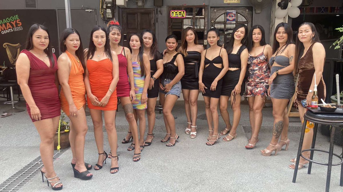 Maggie May's Gents Club on Soi Chaiyapoon (Pothole) Come let us blow your mind. Join us on Discord here - discord.gg/5skWmpB4eX #pattayabars #pattayagirls #pattayacity #pattaya #thaigirls #pattayanightlife #maggiemay