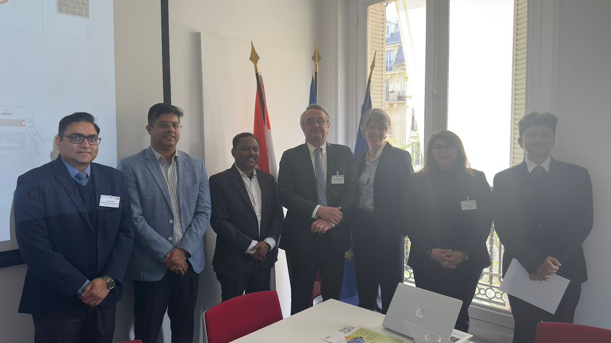 A delegation led by Mr. D. Praveen, Joint Secretary, #MOFPI, along with senior officials from @IndiaembFrance, @investindia and @ficci_india participated in a roundtable discussion organized by @MEDEF_I with heads of industry associations and their members. Collaborative…