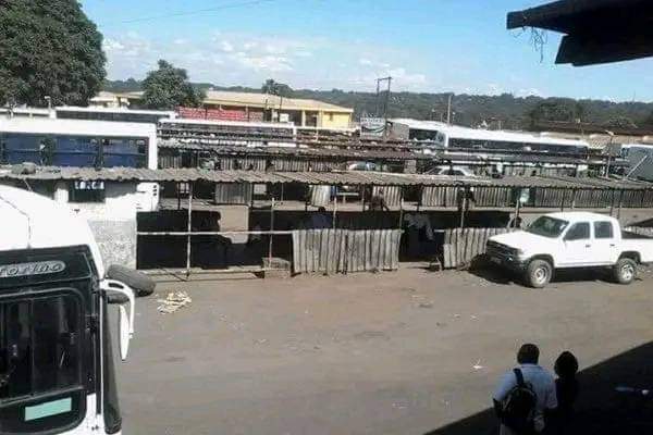 Lilongwe bus 🚌🚌 Depot ngati khola la mbuzi.