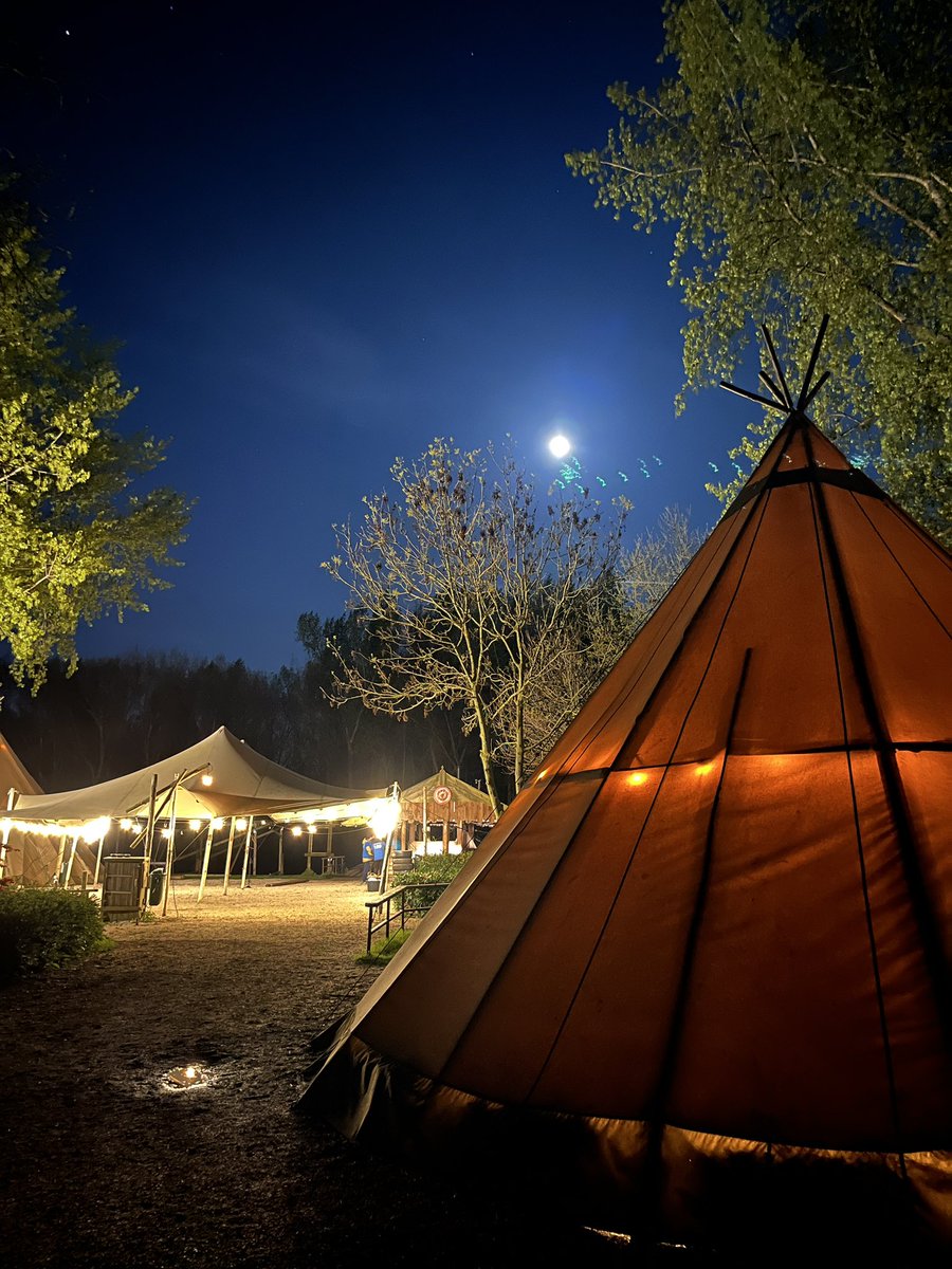 TimOwCh's tweet image. Vandaag de een na laatste 24 uurs selectie test sessie van de @VRH_Haaglanden 
Ook dit jaar zijn we weer op zoek naar potentiële vak giganten die in deze dynamische regio de maatschappij willen dienen. 👨‍🚒 🚒