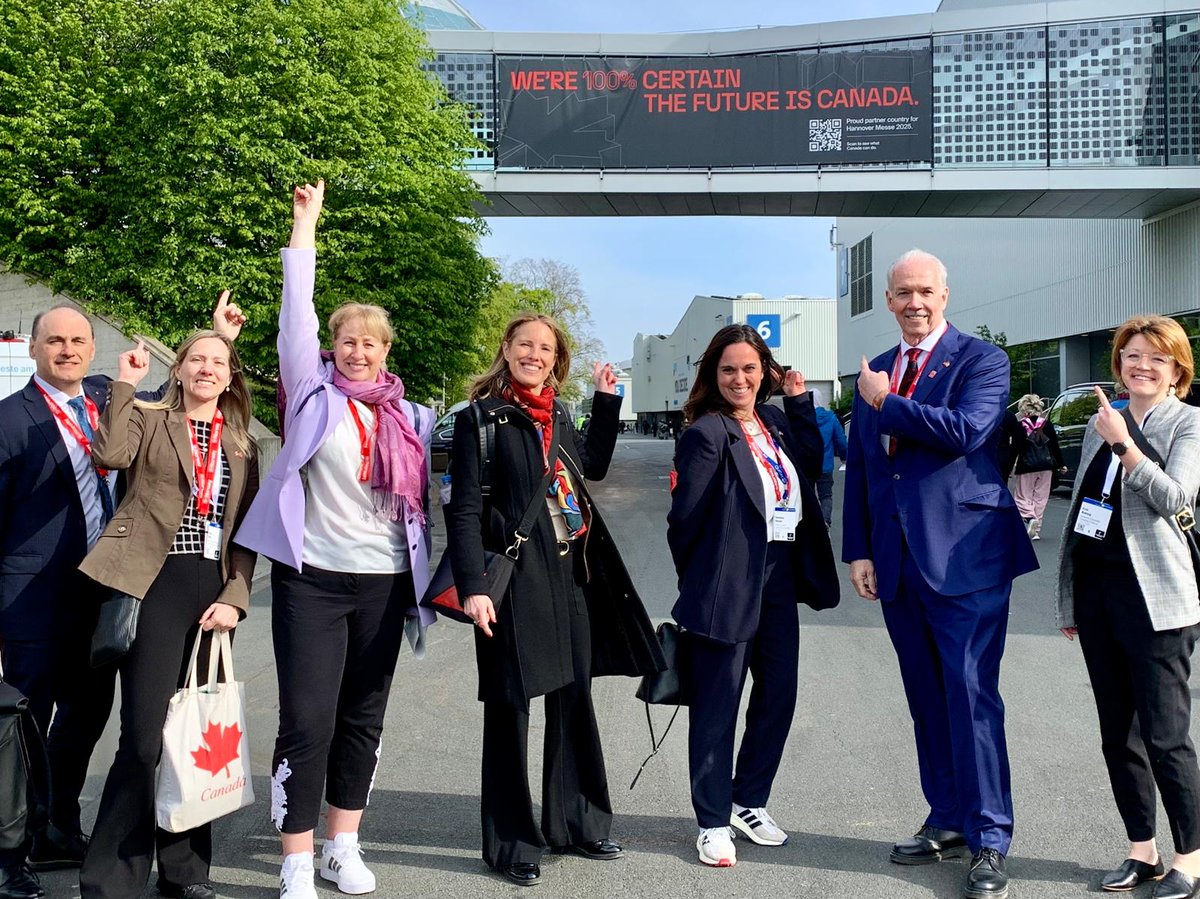 Canada is proudly represented at @hannover_messe, one of the world's largest trade fairs! Come meet our businesses, research institutions & trade commissioners in Hall 7 (Main pavilion), 12 (E-Mobility), 13 (Hydrogen & Fuel Cells), and 17 (Industry 4.0)! #HM24 #HannoverMesse2024