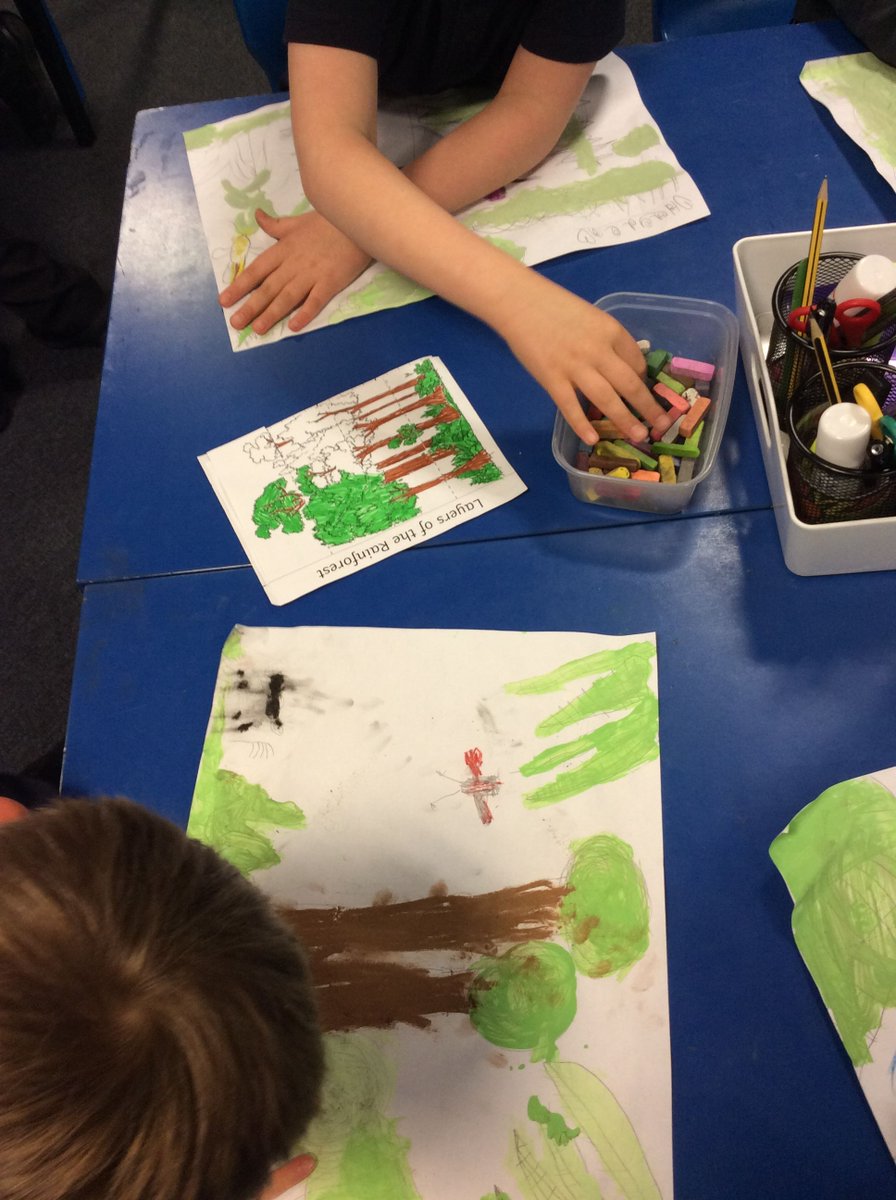 FarndonFieldsSc's tweet image. Year 2 have carried on their rainforest learning into their Art lessons, looking at the work of Henri Rousseau. They have been using a mixture of pastels and paints to create their own artwork. #Inspire #Limitlesslearning @DiscoveryTrust