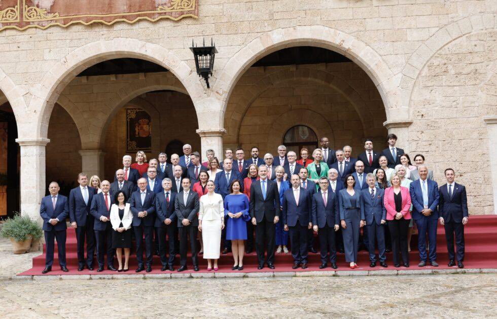ninotsilosani19's tweet photo. Excellent opportunity to participate in the Conference of Speakers of the EU Parliaments (EUSC) in Spain alongside Maka Bochorishvili. I contributed to discussions at the Women's Forum, sharing our country's vision on women's rights and empowerment #Georgia #EU #candidatestatus https://t.co/rSfGBRwSQJ