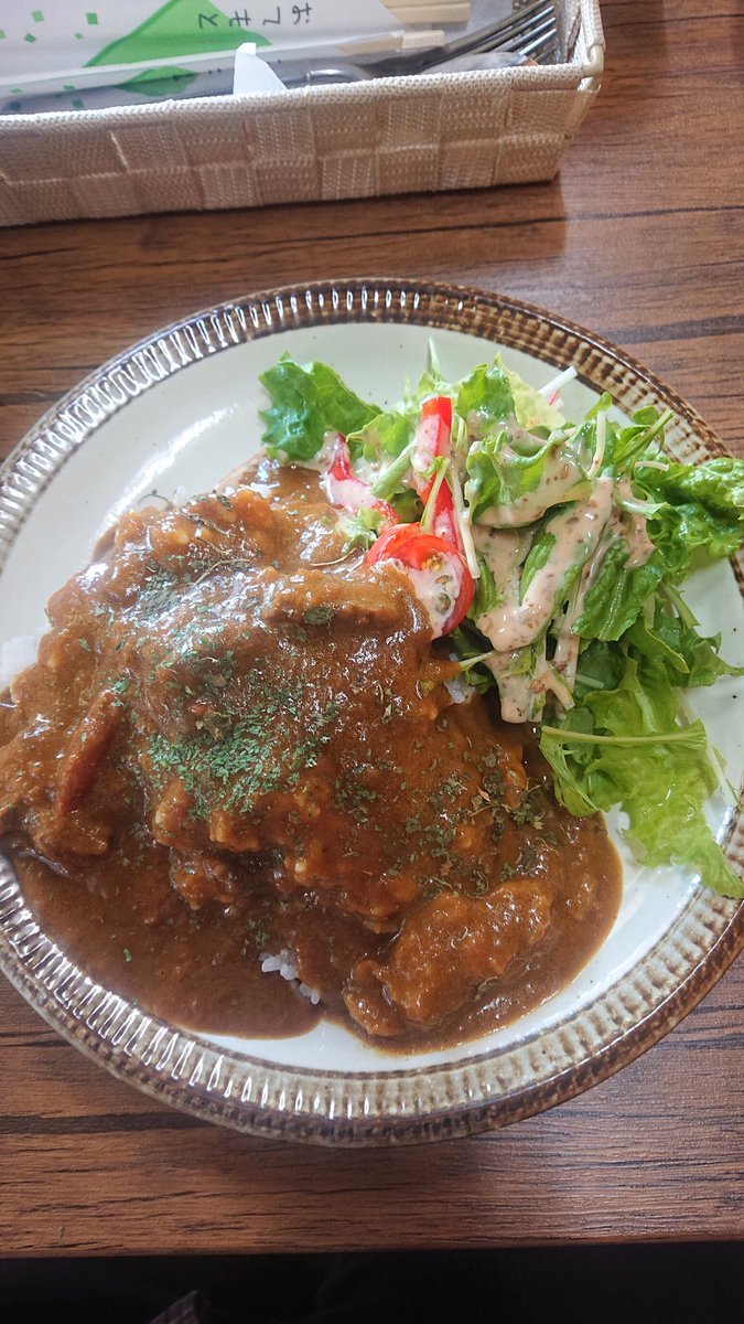 今日のランチはピンカートンさんへ
宗谷黒牛牛すじカリー🍛
牛すじがトロトロでとても美味しかった🙌