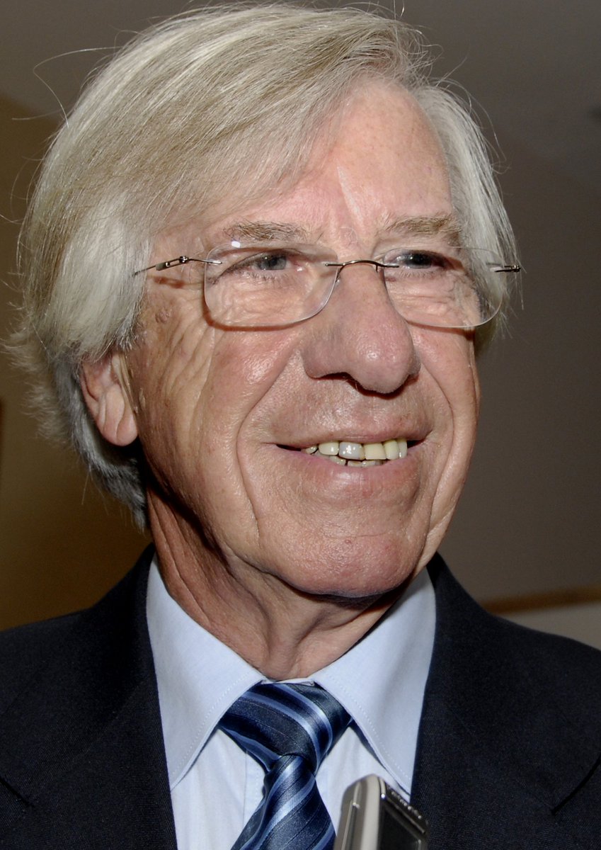 Hoy cumplirías 84 años. Querido Danilo gracias infinitas por trabajar por un país mejor . Será nuestro faro en el camino al nuevo gobierno del Frente Amplio. ETERNAMENTE GRACIAS.
