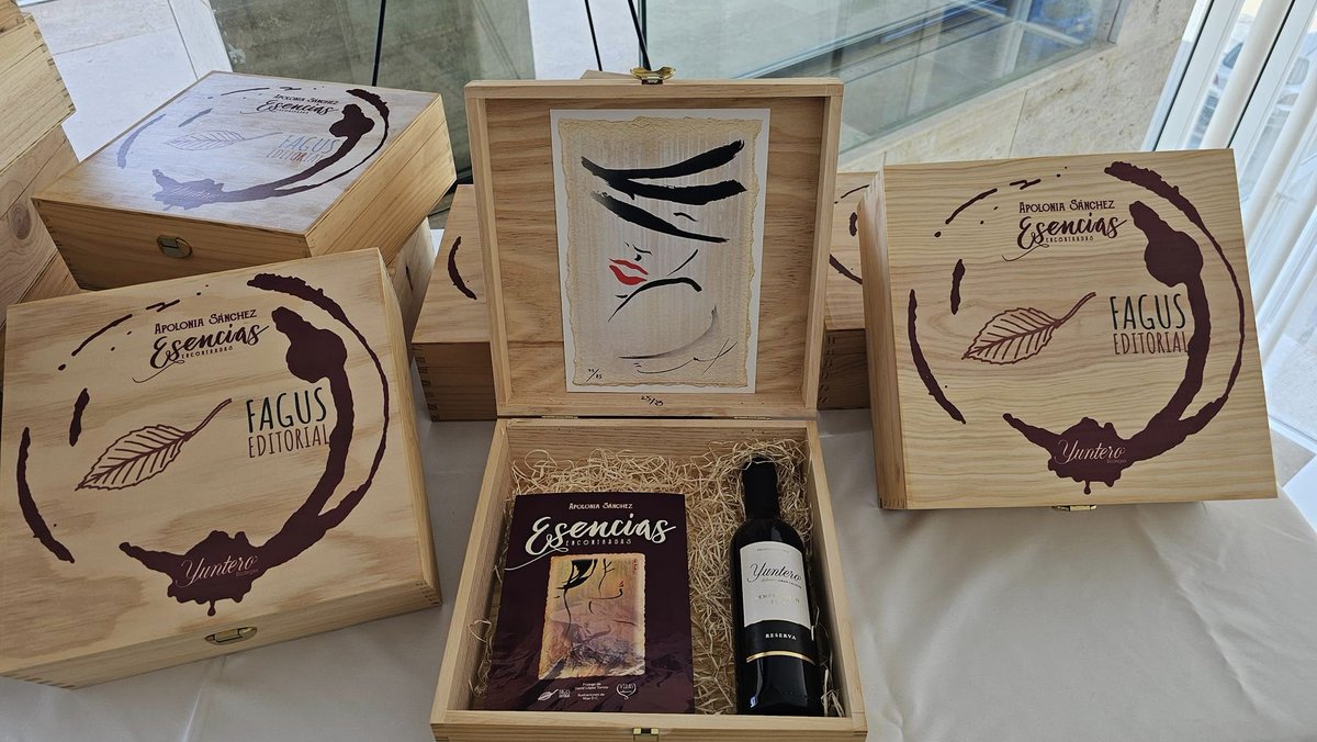 ViveManzanares's tweet image. 📖Feliz Día del Libro y de San Jorge!🌹
Te recomendamos la lectura de &quot;𝓔𝓼𝓮𝓷𝓬𝓲𝓪𝓼 𝓔𝓷𝓬𝓸𝓷𝓽𝓻𝓪𝓭𝓪𝓼&quot; 𝓭𝓮 𝓐𝓹𝓸𝓵𝓸𝓷𝓲𝓪 𝓢á𝓷𝓬𝓱𝓮𝔃, 💫que fue participante en una de nuestras ediciones del #Go2Work de @eoi  en #Manzanares,junto a
@faguseditorial  @cuantismascosas