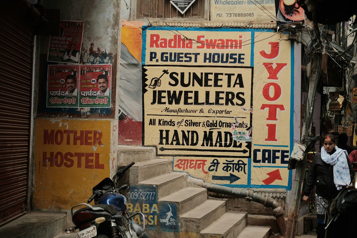 Ravinepz's tweet image. Varanasi on 35mm FujiFilm #XT30 #india #Banaras