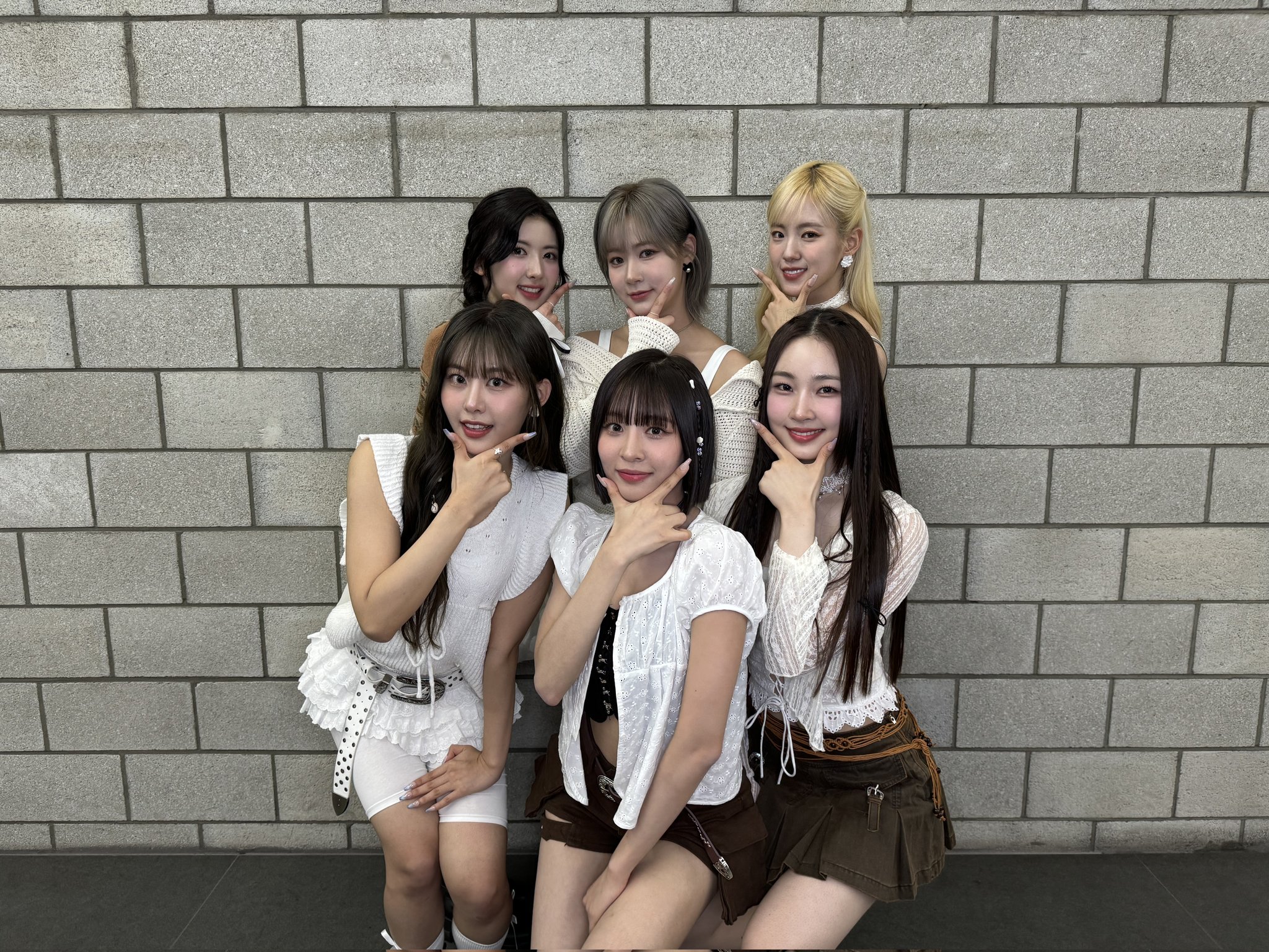 GL1_LWlbwAE8BJB?format=jpg&name=large