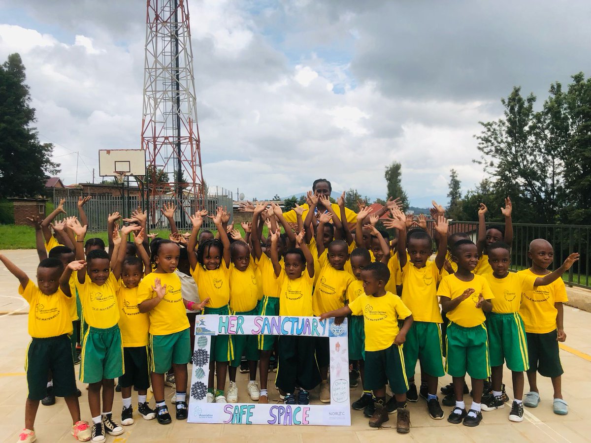 YessGirlsRwanda's tweet photo. ✨We are preparing to have an amazing time with the brownies as we have our sports therapy activity with them
#hersanctuary
#forherworld
#safespaces
@guidesrwanda @YessMovement @wagggsworld @Norecno https://t.co/Uu5OWgANdD