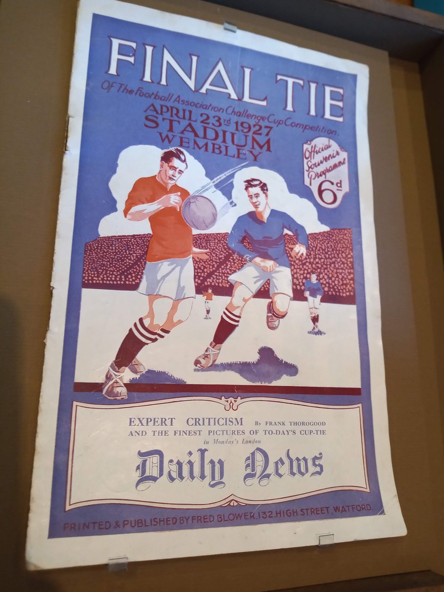 On this day in 1927 the #Bluebirds become the only team to take the #FACup out of England. Mwynhewch Gŵyl San Siorys gyfeillion!