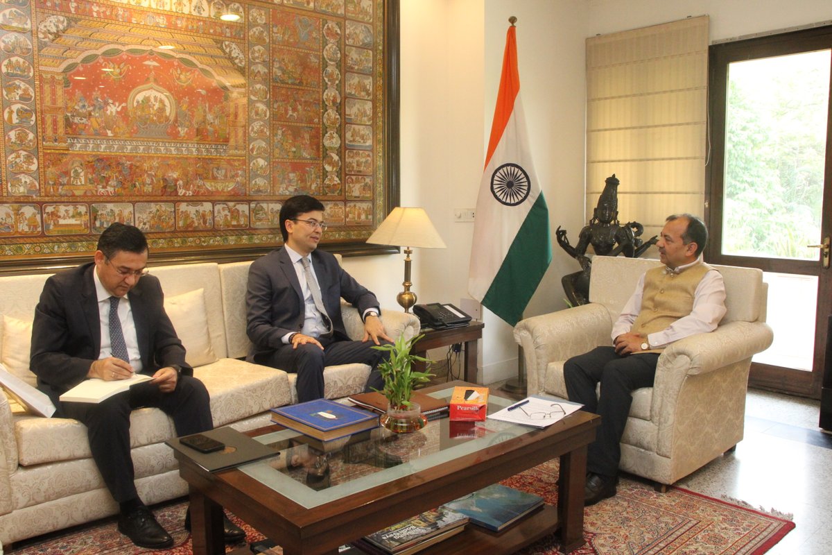 Today , DG, ICCR @ktuhinv met with H.E. Mr. Sardor Rustambaev, Ambassador of Uzbekistan at ICCR, headquarters, New Delhi. Bilateral cooperation between the two countries was discussed.