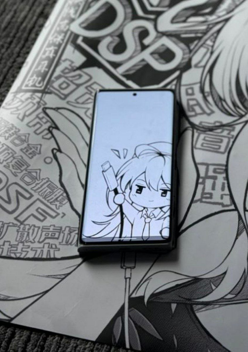 technomania0211's tweet photo. First look at the Moondrop smartphone!
Moondrop has teased its first smartphone, the MIAD 01
- Dual headphone jack
- 4.4mm as well as a 3.5mm jack.
The 4.4mm jack outputs balanced audio, while the 3.5mm features single-ended output with microphone support.
#Mondrop https://t.co/vEKoBqTfi2