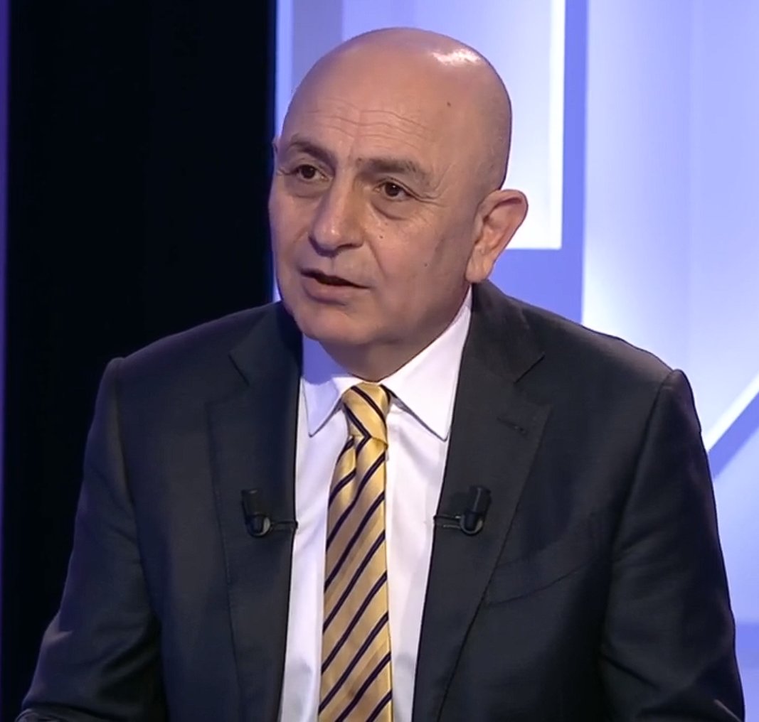 'Süper Lig tescil edilmeyebilir!'

Süleyman Hurma: 'FIFA ve UEFA Türk futbolunu takibe almış durumda. Şunu da net bilelim, Türkiye Ligi, bu durum böyle devam ederse tescil olmama tehlikesiyle karşı karşıya. Bir ayda kaç kez UEFA ve FIFA Başkanlarının açıklamaları oldu. Bir ayda