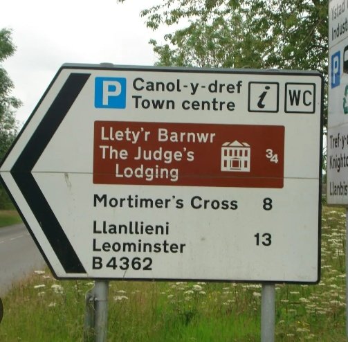 How many miles, how many, from Leominster to Llanllieni?
#StGeorgesDay
#DewiSant 🏴󠁧󠁢󠁷󠁬󠁳󠁿