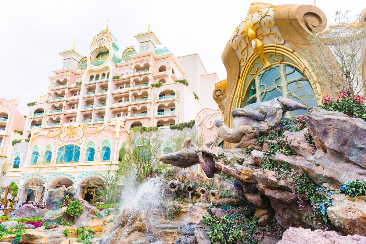 cinema_cafe's tweet photo. 【ディズニー】TDR6番目のディズニーホテル、「東京ディズニーシー・ファンタジースプリングスホテル」内部を公開！
https://t.co/uPBliilKwL

#ディズニー #ファンタジースプリングス https://t.co/hjDcm5GPKL