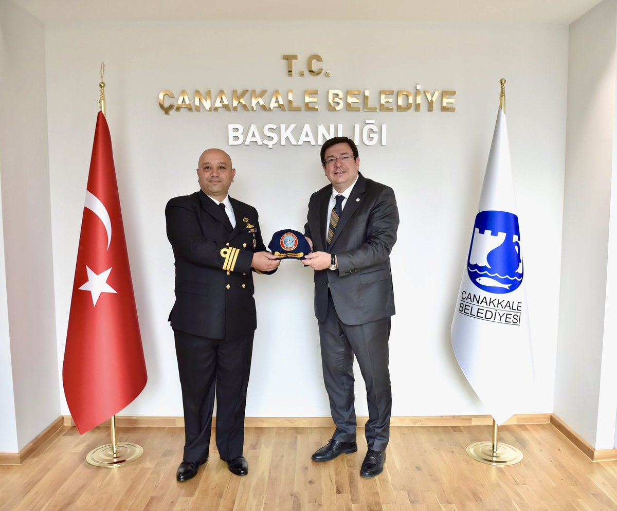 #23Nisan Ulusal Egemenlik ve Çocuk Bayramı kapsamında kentimizde bulunan TCG Rüzgar Gemisi’nin Komutanı Dz. Bnb. İlker Erdoğan ve Başçarkçısı Dz. Ütğm. Fatih Üner’e nazik ziyaretleri için teşekkür ediyorum.