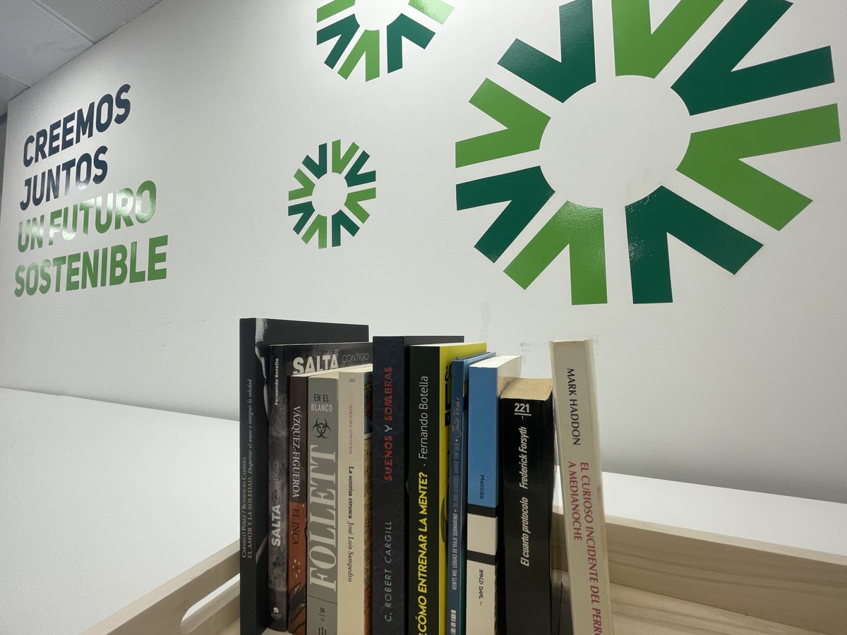 📚 ¡Celebramos el #DíadelLibro inaugurando la Biblioteca de Valoriza!

👉 Ponemos en marcha una iniciativa de ‘bookcrossing’ en nuestras oficinas. Un sistema con el que se podrá dejar y coger libros voluntariamente, dentro de los espacios habilitados.

#Valoriza
#FuturoSostenible