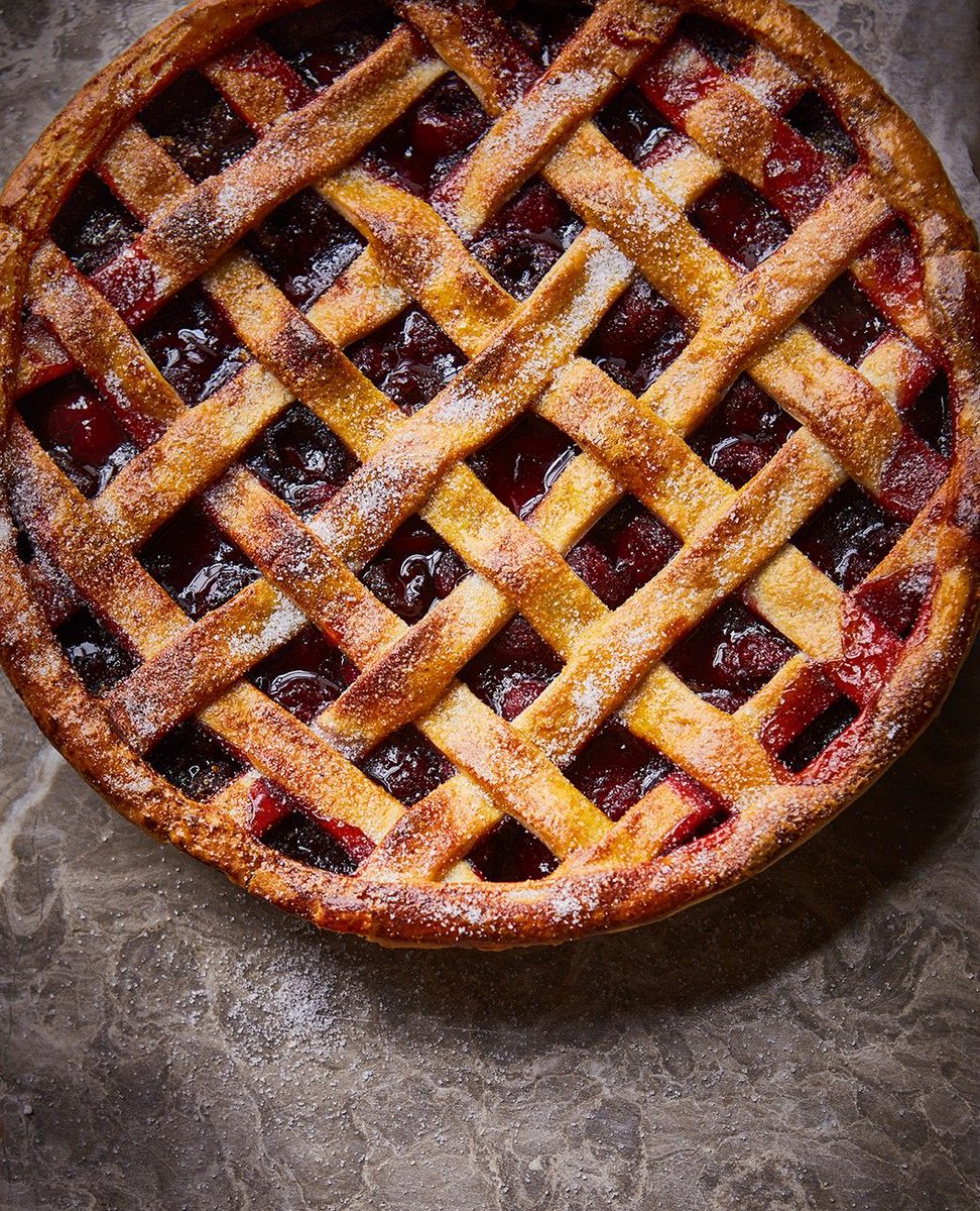 FoodandTravelHQ's tweet photo. Transform your kitchen into a home bakery.
From almond croissants to cheese scones, discover these surprisingly easy recipes in the April issue of Food and Travel.
π΄'Part-time Baker' by Florence Stanton (Carnival)
πΈ Maja Smend
#foodandtravel #parttimebaker #homebaking https://t.co/2scJ9Tdbl9