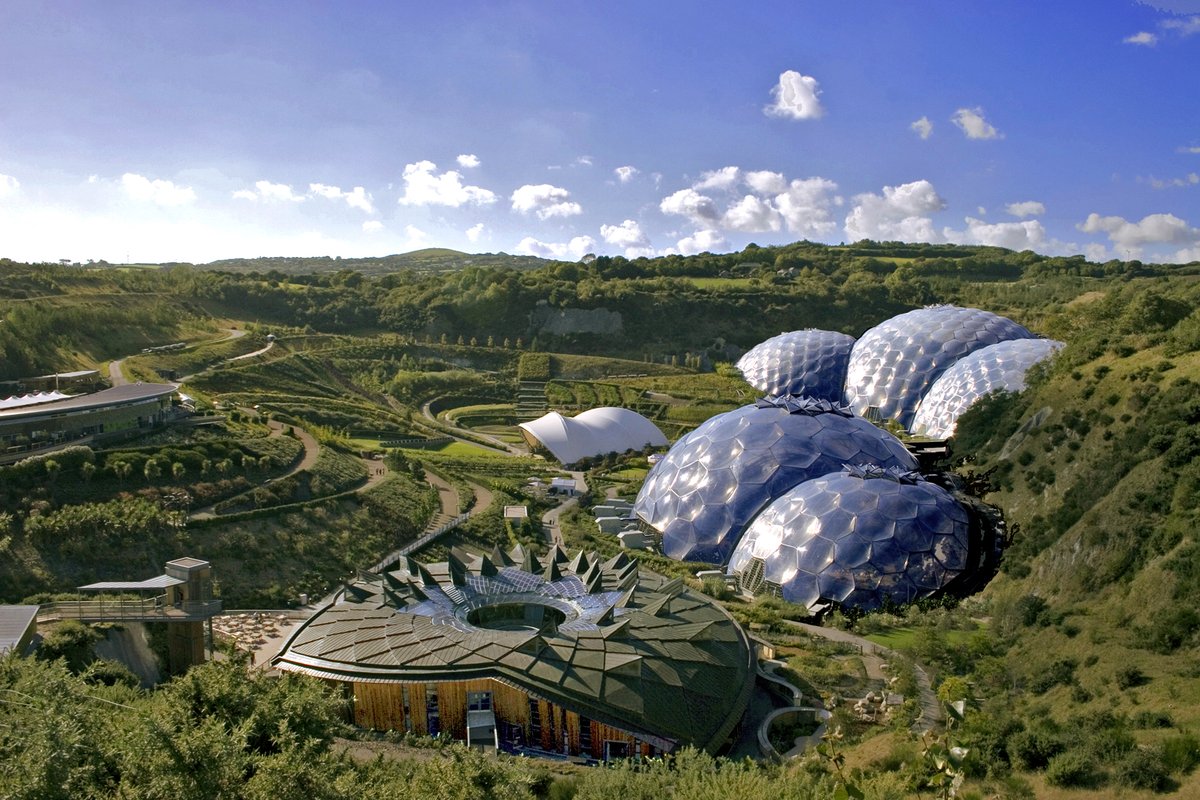 With locations across Britain, we work in some truly unique places - including our newest location, the @EdenProject! 🥳🌻🌿 We are very pleased to be hosting courses in their beautiful grounds 🌿 Head over to our website to view the upcoming courses: ow.ly/aM7950Rl6tp