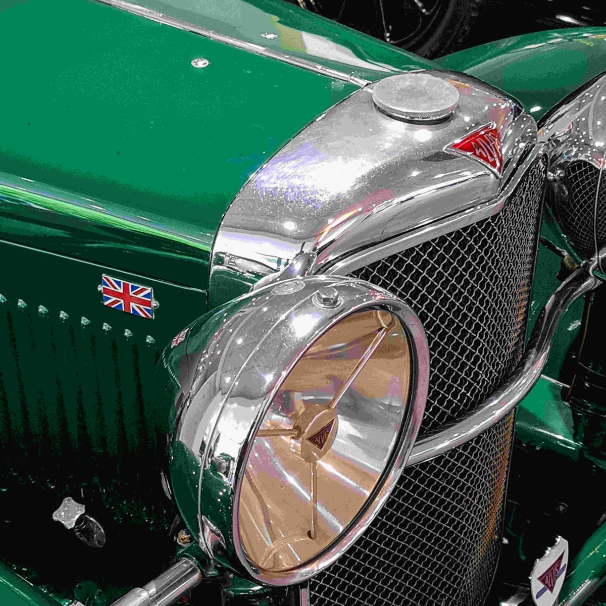Handmade in the UK, as they always have been 🇬🇧 #Alvis