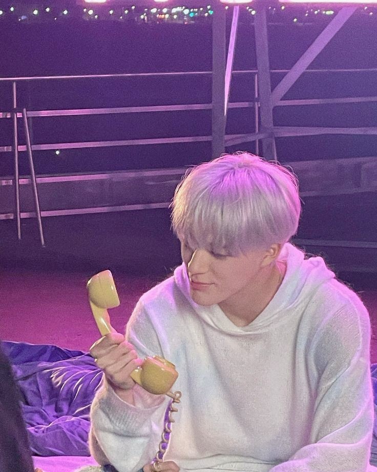 imwinear's tweet photo. happy birthday to jenmoyed, may your day is full of happinest🥳

t. @zennnojam @Bajqingan @jeno0wo @northiern @jenfoIee @jenoovle https://t.co/zVgj9SLyaP