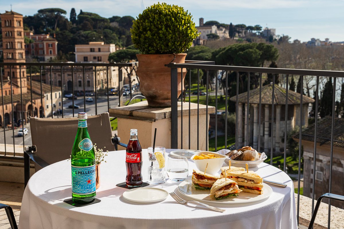 For a quick break on the terrace do not miss the options of our lunch menu, available from Monday to Friday. 🍽

#47boutiquehotel #rome