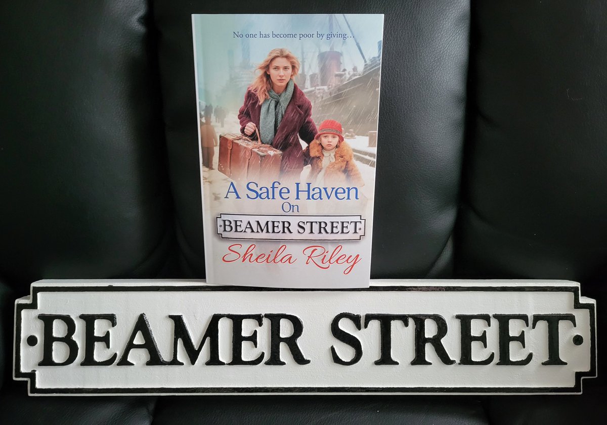 #TuesNews Find out more about this fabulous streetsign, gifted to me by a reader, on my website, here sheilawriter.wordpress.com @BoldwoodBooks @RNAtweets #familysaga @Isisaudio @amazon