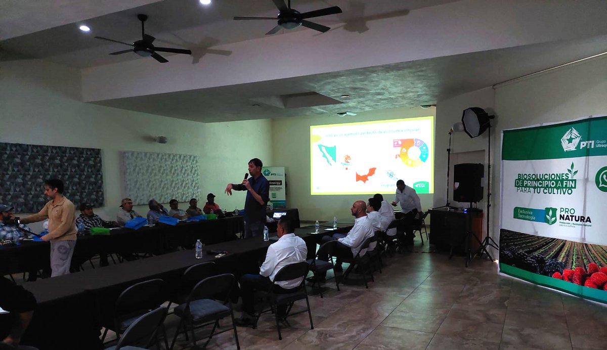 ILSA_pr's tweet photo. ¡ILSA conquista a los productores de #berries de #México! Más de 40 consultores técnicos escucharon con interés las características y beneficios únicos de #NutriproEnergy, producto especial a base de aminoácidos obtenidos por hidrólisis enzimática.  #arándano #frambuesa #fresa https://t.co/FK1mqeagL7