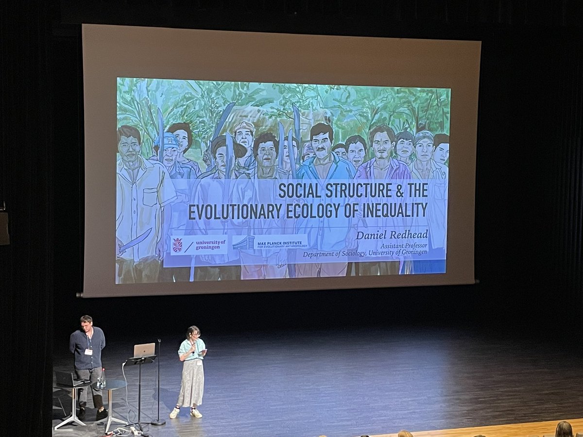 The future of the evolutionary behavioural sciences is in safe hands if last week’s @EHBEA1 @Ehbea2024Mtp conference is anything to go by. The quality of work presented by ECRs was incredible 😊 Here’s EHBEA New Investigator winner @danielj_redhead being introduced by @abbeyepage