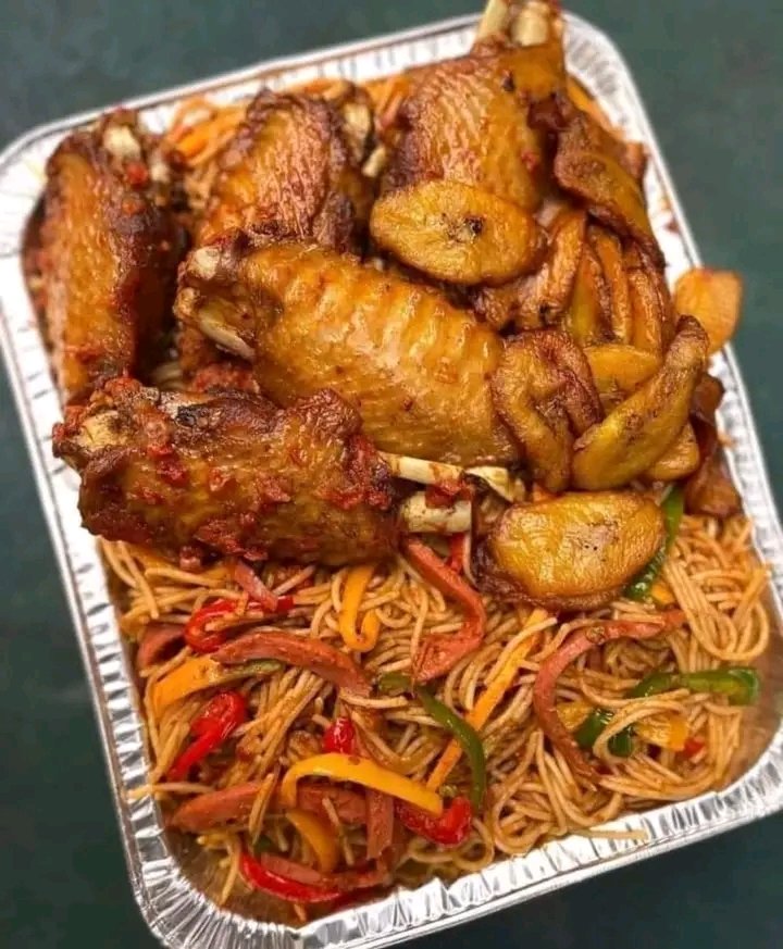 That moment when food is the only thing you see🫠

We have a variety of delicacies for you and it can be delivered in minutes😉😌

Call: 08140532667
Order: Joeron.com
WhatsApp:wa.me/+2348140532667

#InstantDelivery #Food #EatWell #Delicacies