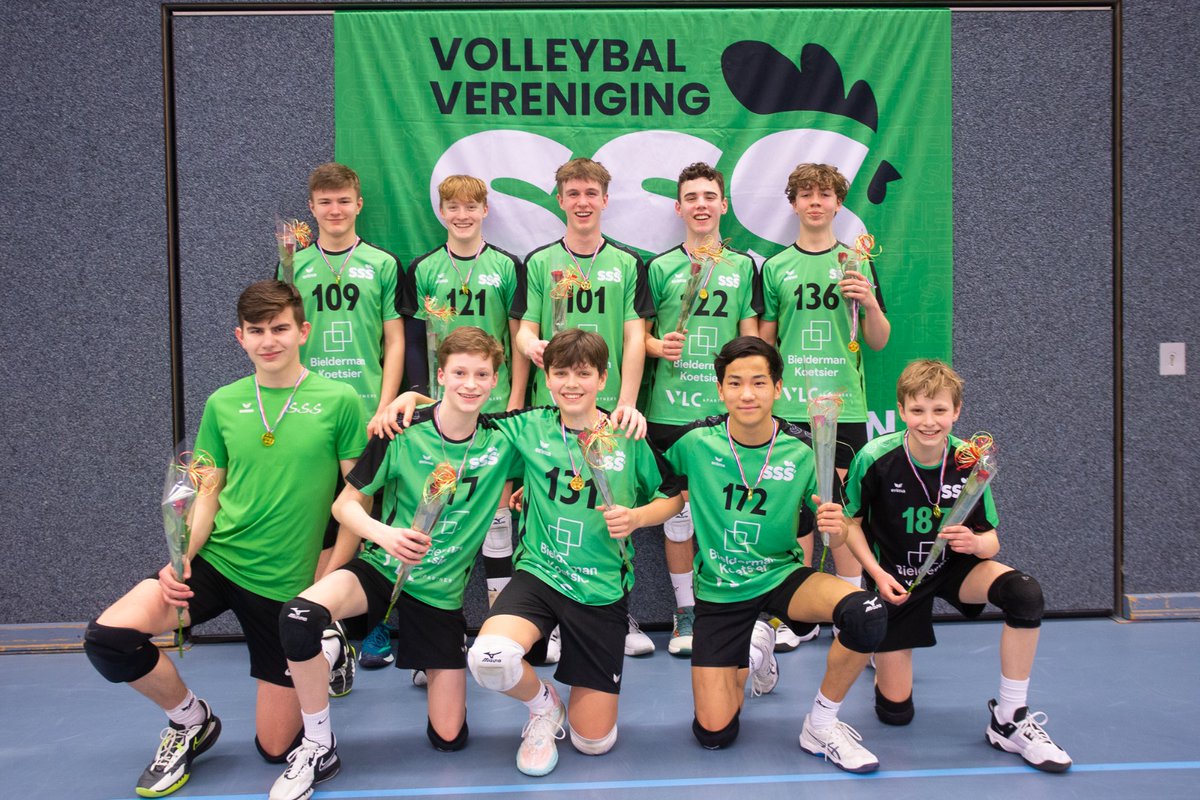 Vier jeugdkampioenen bij Bielderman Koetsier/SSS
sss-barneveld.nl/nieuws/nieuws-… #sss #volleybal #nevobo #bieldermankoetsier #jeugd #Barneveld