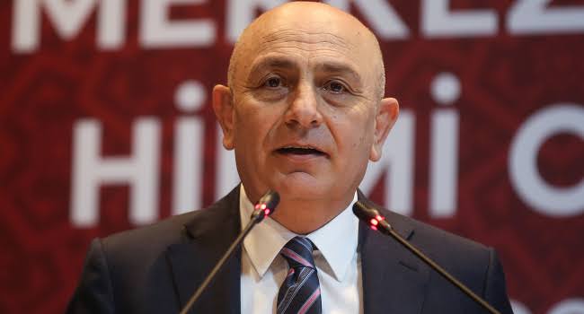 'LİG TESCİL EDİLMEYEBİLİR'

Süleyman Hurma: 'FIFA ve UEFA Türk futbolunu takibe almış durumda. Şunu da net bilelim, Türkiye Ligi, bu durum böyle devam ederse tescil olmama tehlikesiyle karşı karşıya.'

[Habertürk]