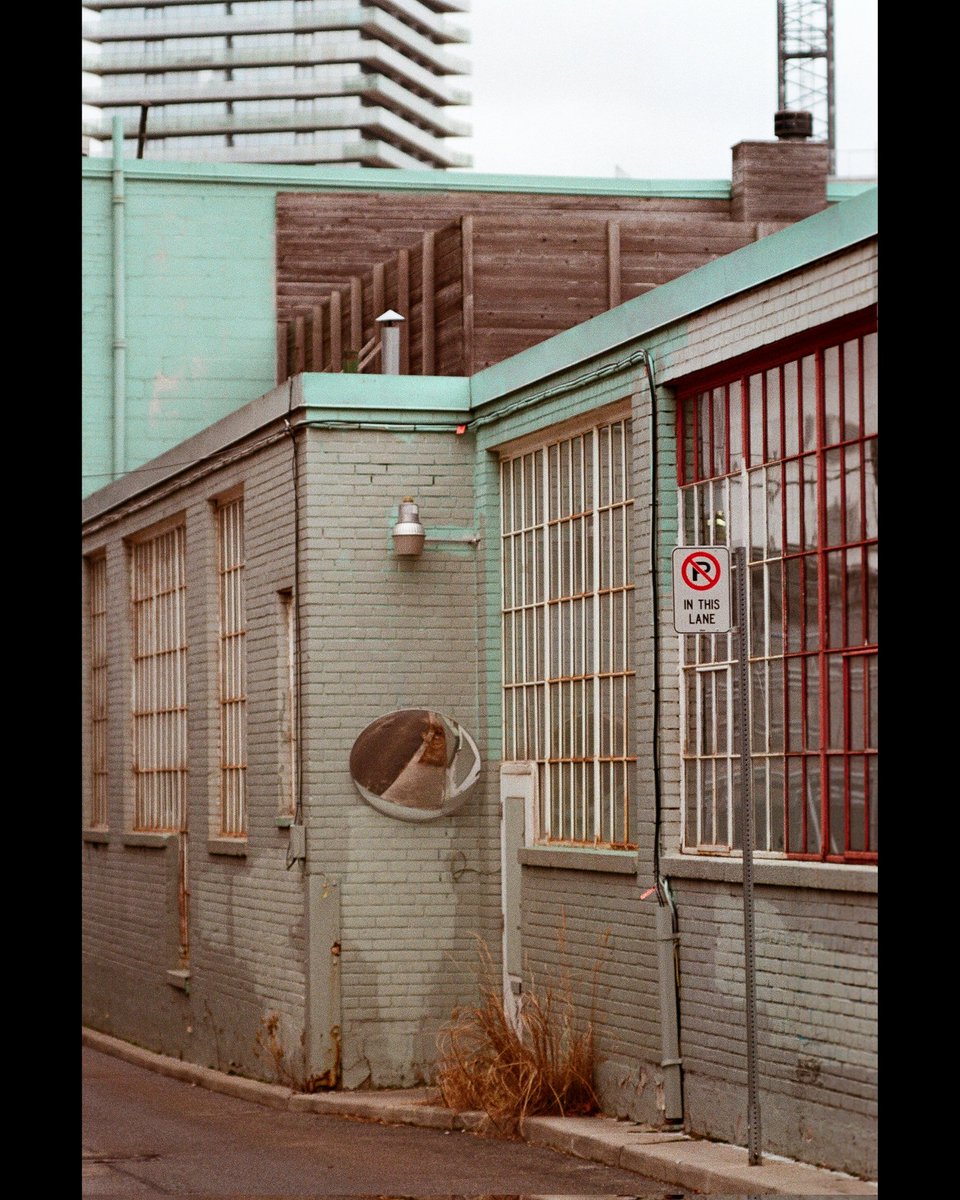 Employee entrance - Willy Wonka's Chocolate Factory The otherworldly Nikon F4 w/ the interstellar Pentax 67 135mm f/4 📸 Kodak Gold 200 - 35mm film 🎞 #film #filmphotography #photography #photographer #35mm #35mmfilmphotography #urban #urbanphotography #staybrokeshootfilm