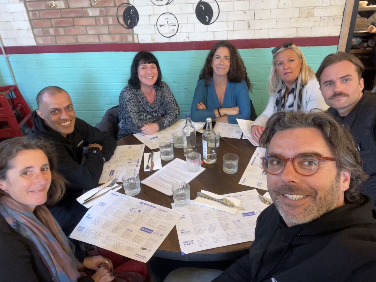 🎬 𝗕𝗲𝗵𝗶𝗻𝗱 𝘁𝗵𝗲 𝗦𝗰𝗲𝗻𝗲𝘀: London Office 🏢
 
Last week, some of our senior management squad all got together in London from all over Europe to plan our future trajectory, and the decisions made there will have an extraordinary impact on Coreteam's future. 🚀
 
From