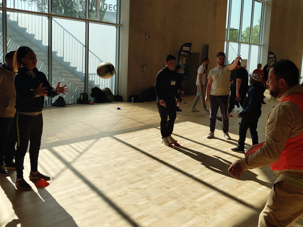 🎉🎉Le 20 ème #DSVE de Paris a lieu aujourd'hui à <a href="/adidasarena/">adidas arena</a> de #Paris . Site #JOP2024.+ 120 demandeurs et employeurs réunis pour se rencontrer. Bonne chance à tous. Bravo aux équipe #FT des agences paris Genevoix et Paris Ney
<a href="/FTravail_IDF/">France Travail Île-de-France</a> <a href="/MissionLocale75/">Mission Locale de Paris</a> <a href="/LIFRugby/">Ligue IDF Rugby</a> @