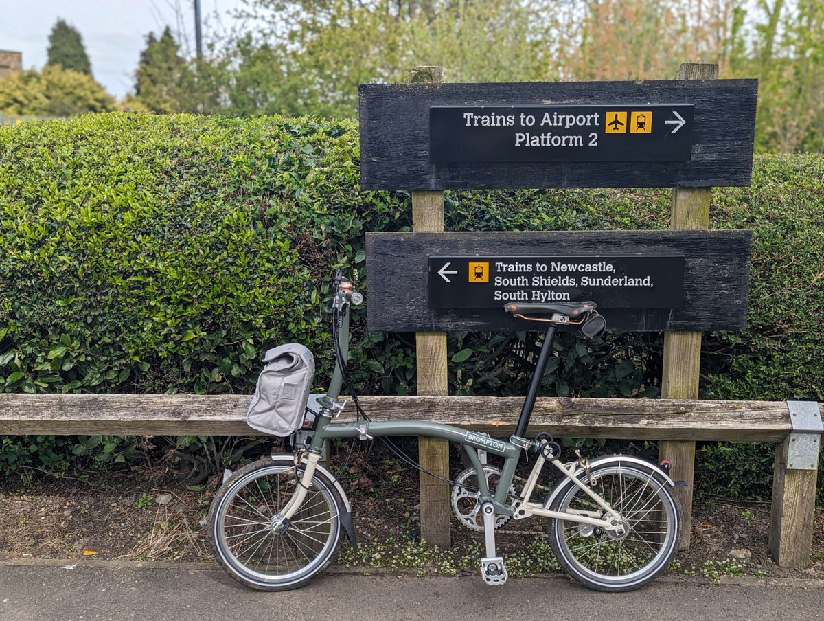 BIKEgangUK's tweet photo. https://t.co/ZXMSXGwBfH
#NiYOL Stylish Brompton bags right size for one day ride / Mini-O alternative
Capacity adjustable design #NiYOLDayBag #NiYOLmini
#Brompton #BIKEgangStore #BIKEgang #BromptonLife #BromptonMODs #BromptonSociety #MyBrompton #BromptonWorldTravellers https://t.co/ADTUmvBMyL