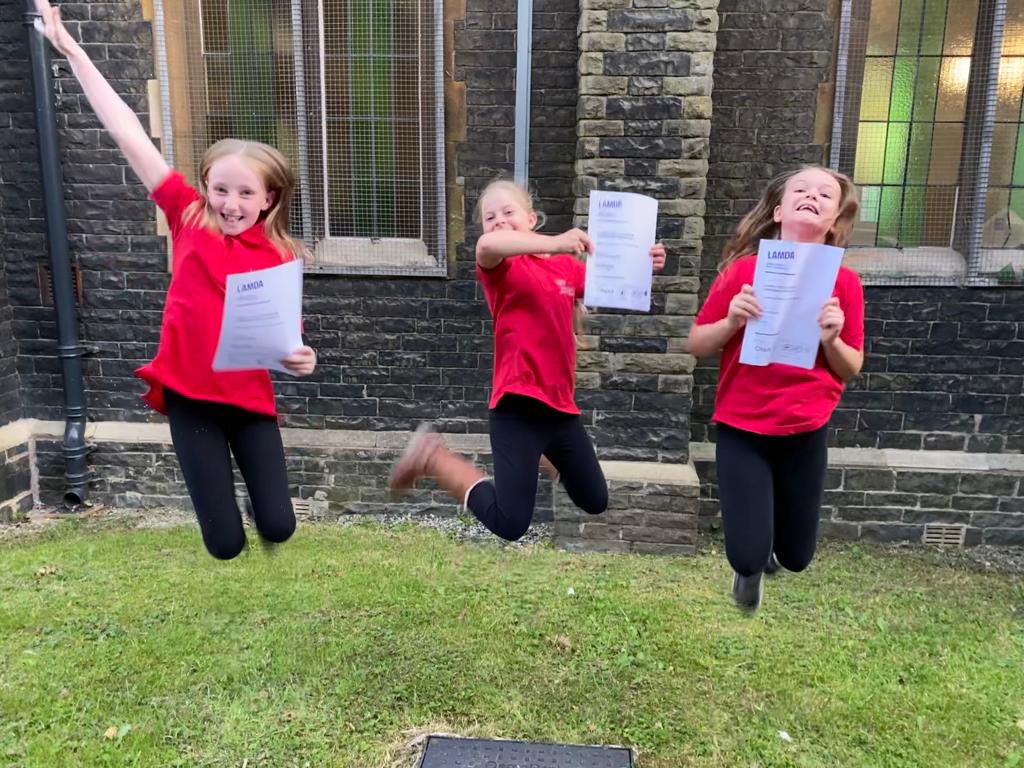 ⭐ Here’s 5 ways working with Little Voices will help the pupils in YOUR school: 🎭 nurture talent 🎭 grow confidence 🎭 boost mental health 🎭 build crucial life skills from a young age 🎭 take away the fear that the word ‘exam’ holds for so many of us! Tag a school