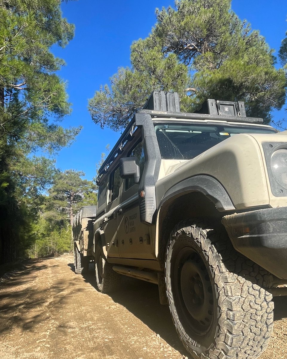 This looked a bit like Australia 🇦🇺 to us but it’s actually Turkey! 🇹🇷 😎 #nature #outdoorliving #outdoorlife #wildcamping #wild #Wilderness #turkey #nationalpark #offgrid #grenadier #offroad #adventure #overlanding #4x4 #australia #overlandingfamily #projectwildearth