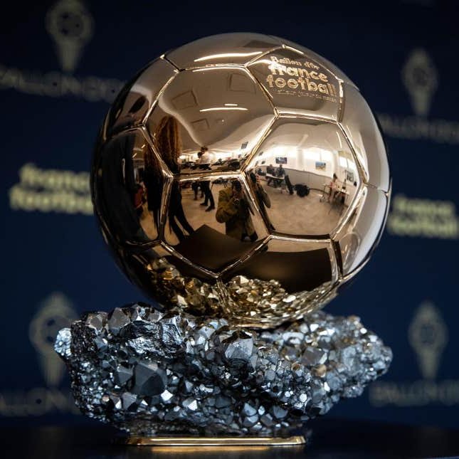 The last time 2 English players made the podium of the Ballon d'Or Awards was in 2005 when Lampard and Gerrard were 2nd and 3rd respectively after Ronaldinho. Could we see the same thing play out this year with two out of Kane, Bellingham, and Foden? #BetKing #Ballondor