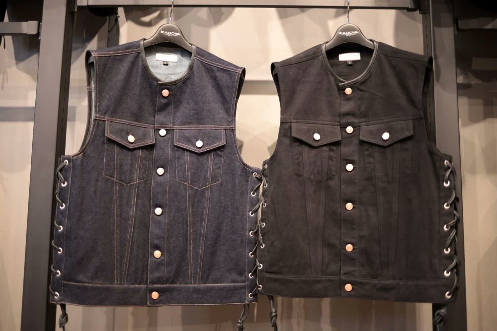定番品として販売していたデニムベストに新型が登場いたしました