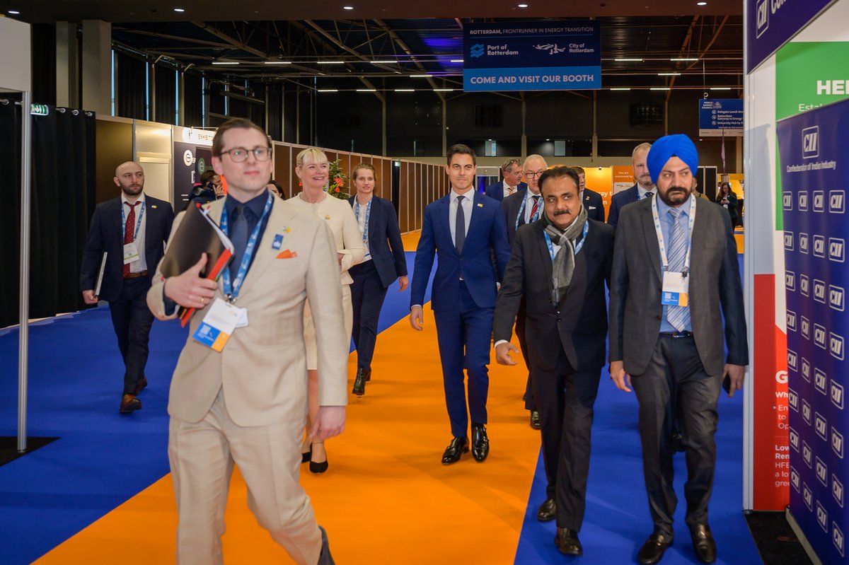 Deputy Prime Minister and Minister for Climate & Energy of The Netherlands @MinisterKenE @RobJetten visited the #India Pavilion at the 26th #WorldEnergy #Congress and discussed ways to step up cooperation between the two nations in general and in #energy in particular. #WEC2024…