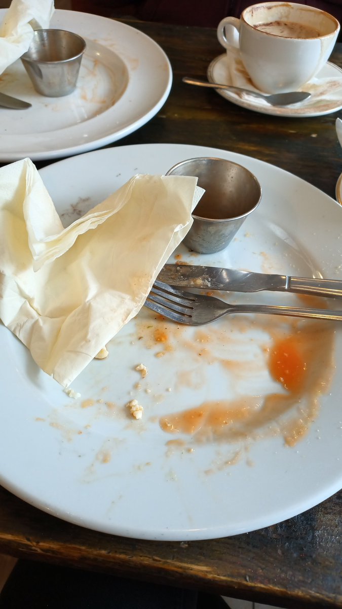 brobirn's tweet photo. For all the breakfast dangers on here. #chefscafe https://t.co/rRuf74JHdh
