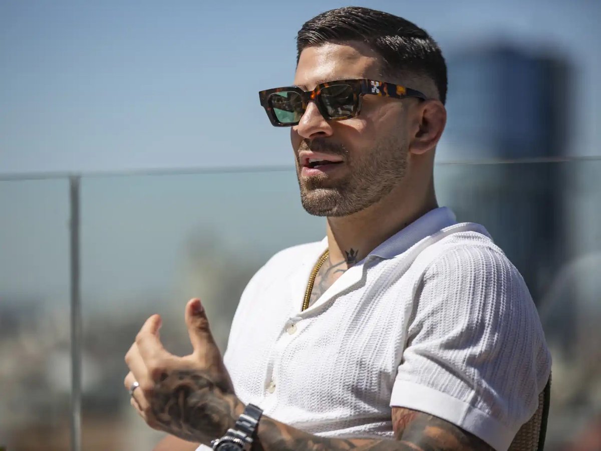 jpachecom_'s tweet photo. 🗣️ Más frases de Ilia Topuria:

"Me separé de mis padres a los ocho años y me quedé sin mis héroes"

"Lo único que hace relevante a Max Holloway es su cinturón BMF"

"La pelea del Bernabéu va a ser en el primer trimestre de 2025 contra McGregor u O'Malley"

📸 @davidfolgueiras https://t.co/tkXWYplPSY