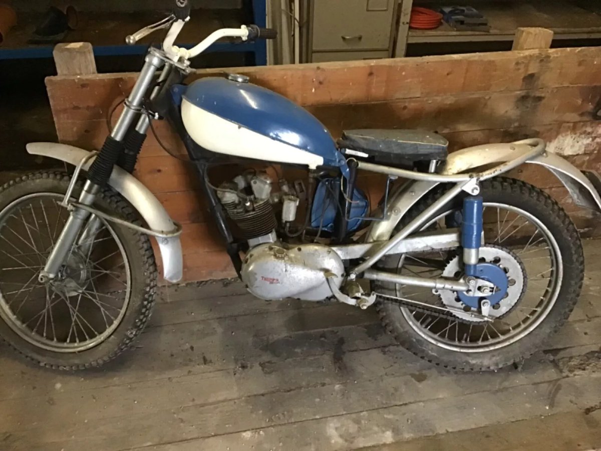 BarnFindsUK's tweet photo. Ad:  Triumph Tiger Cub pre-65 trials off-roader
On eBay here -->> https://t.co/sNW1S1aBnu

 #TriumphTigerCub #Pre65Trials #ClassicMotorcycle #TrialsBike #VintageMotorcycle https://t.co/uyr8dc3DQQ